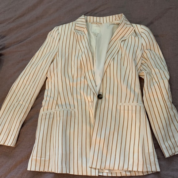 Linen H&M Blazer! - Picture 3 of 4